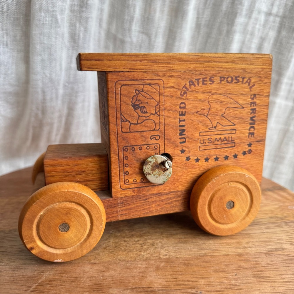 Vintage 1989‎ Toystalgia USPS Wood Mail Truck Coin Bank Music Box Works